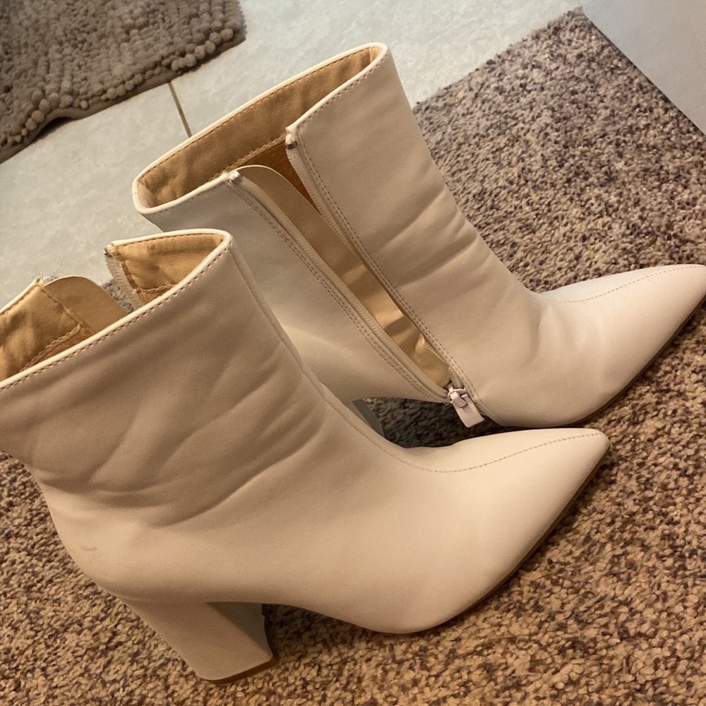 Ankle boots
